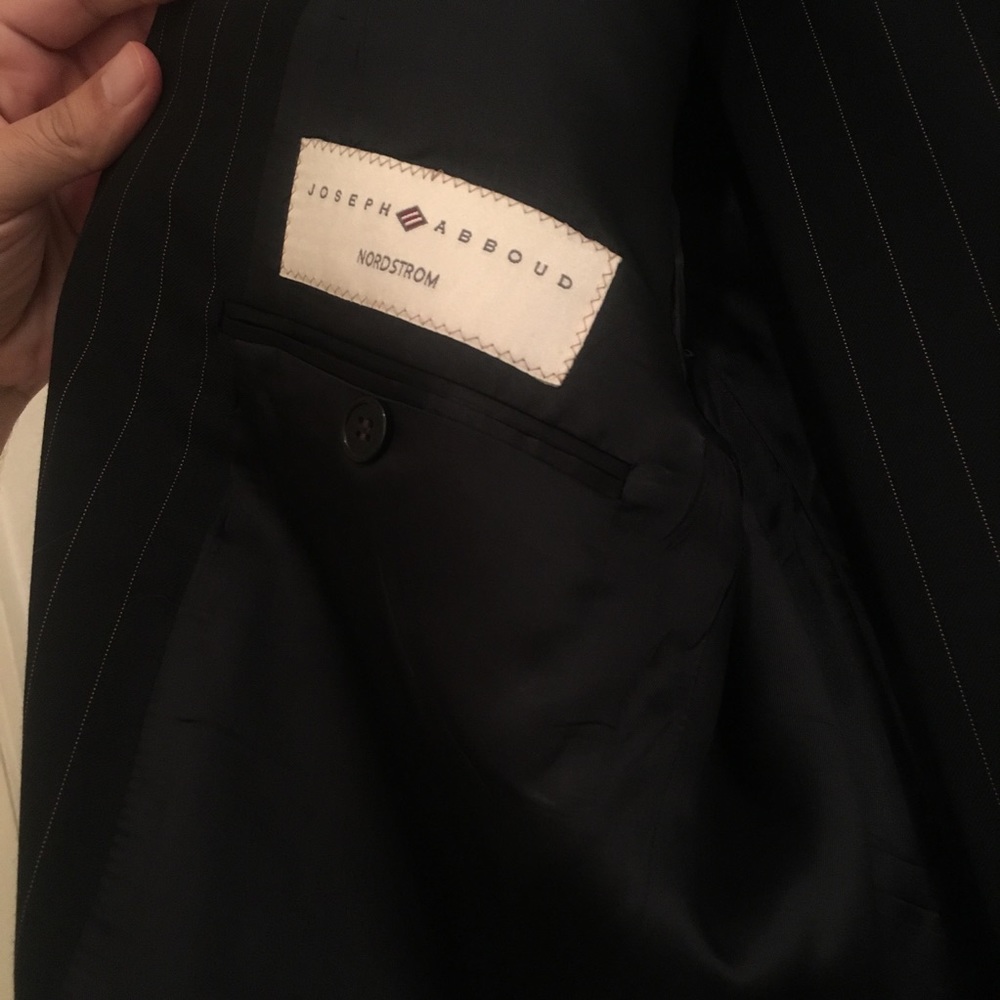 Joseph Abbound suit - Picture 4 of 5